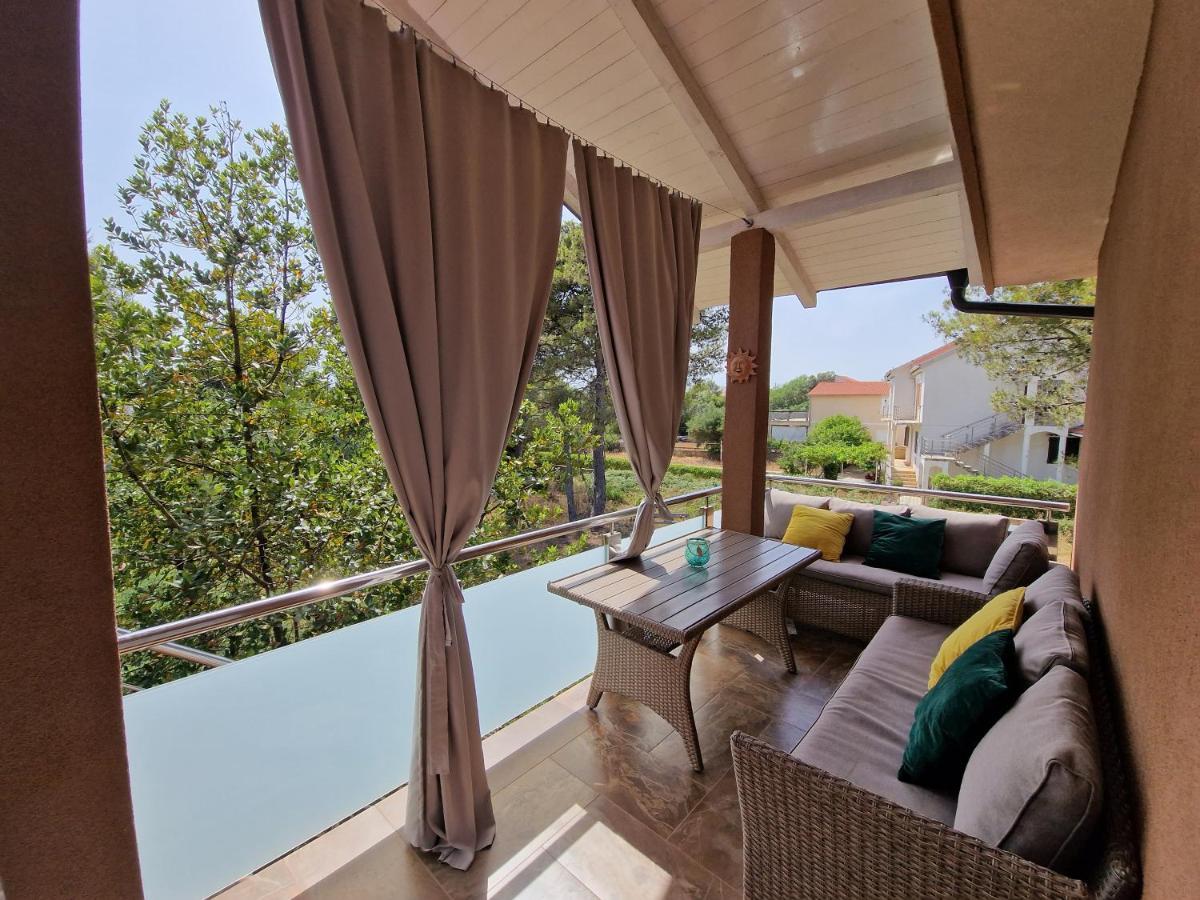 Apartments Marija Vir Luaran gambar
