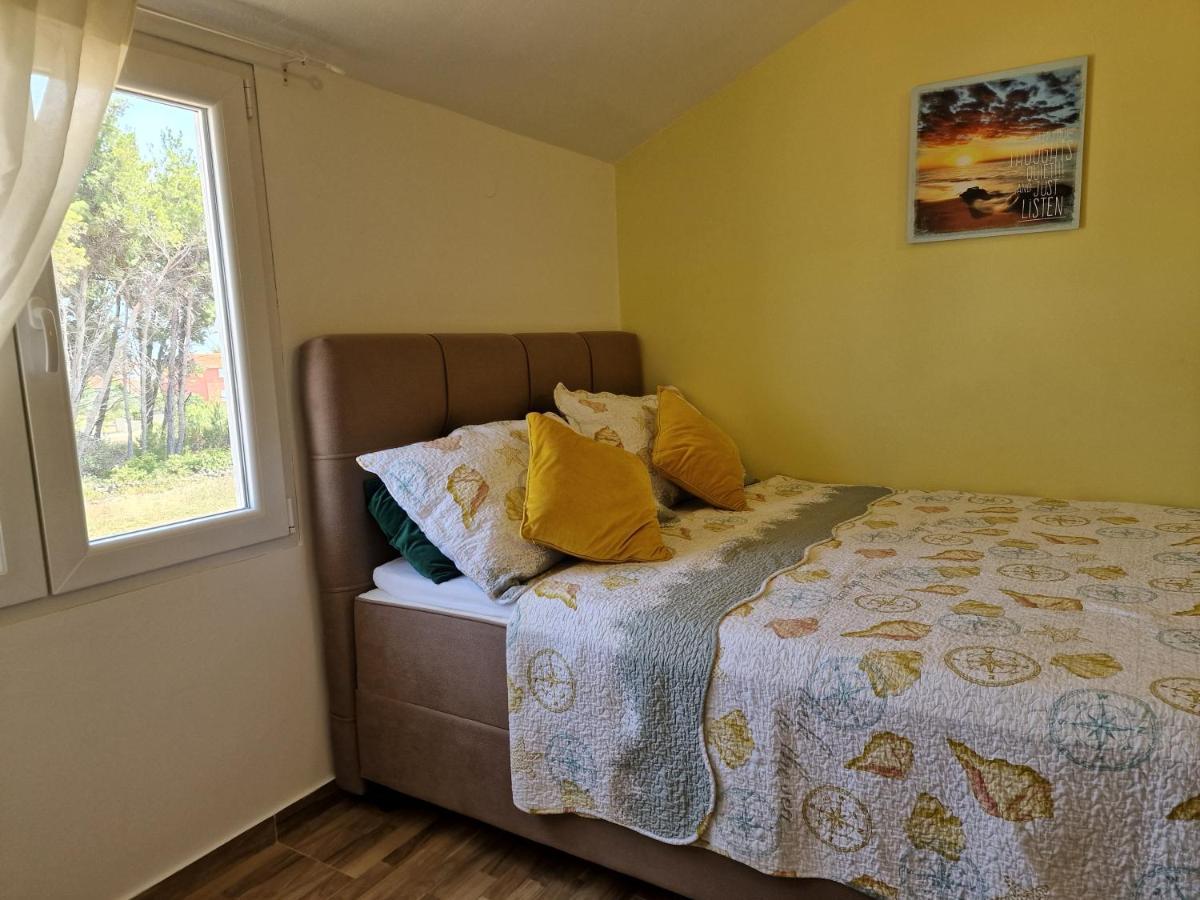 Apartments Marija Vir Luaran gambar