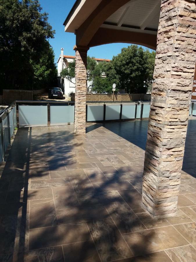 Apartments Marija Vir Luaran gambar